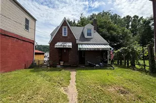 1074 Brackenridge Ave, Brackenridge, PA 15014 - Photo 1