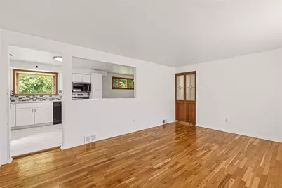 86 Thorncrest Drive, Stowe Township, PA 15136 - Photo 7