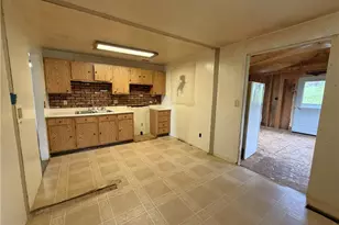 509 S Summit St, Derry Township, PA 15627 - Photo 3