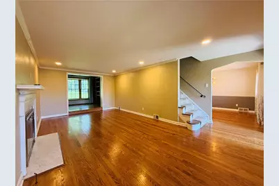 143 Seneca Dr, Pittsburgh, PA 15228 - Photo 23