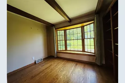 143 Seneca Dr, Pittsburgh, PA 15228 - Photo 17