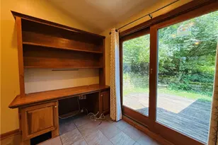 143 Seneca Dr, Pittsburgh, PA 15228 - Photo 27