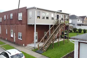 474 Stambaugh Ave, Sharon, PA 16146 - Photo 1
