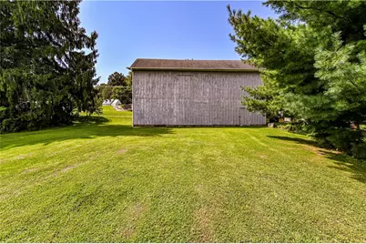 238 White School Rd, Unity Township, PA 15601 - Photo 5