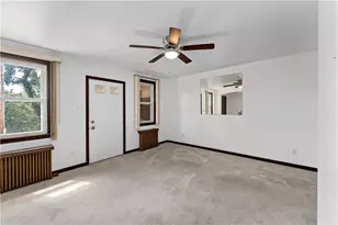 2921 Daniels St, Pittsburgh, PA 15210 - Photo 5