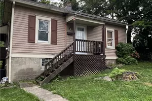 535 E Washington St, Rochester, PA 15074 - Photo 1