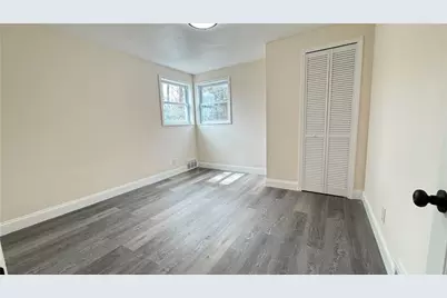 140 Orchard Dr, Pittsburgh, PA 15235 - Photo 9