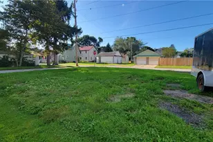 602 S Center Ave, Somerset Boro, PA 15501 - Photo 3