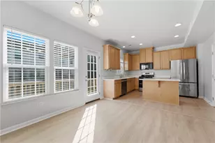 1502 Pointe View Dr, Adams Township, PA 16046 - Photo 13