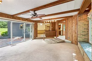 182 Upland Dr, Neshannock Township, PA 16105 - Photo 9