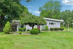182 Upland Dr, Neshannock Township, PA 16105 - Photo 1