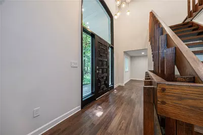 9843 Woodland Rd North, Pittsburgh, PA 15237 - Photo 3