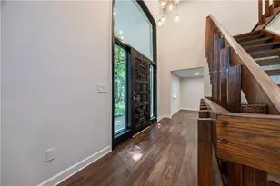 9843 Woodland Rd N, Pittsburgh, PA 15237 - Photo 3