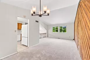 4 Holyoke Dr, Greensburg, PA 15601 - Photo 3
