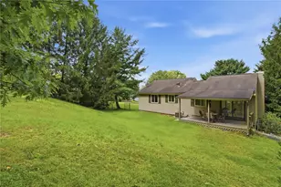 4 Holyoke Dr, Greensburg, PA 15601 - Photo 27