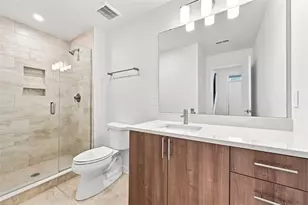 5571 Berlin Wy, Pittsburgh, PA 15201 - Photo 7