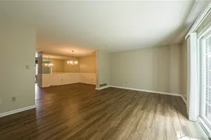179 London Towne Dr, Pittsburgh, PA 15226 - Photo 5