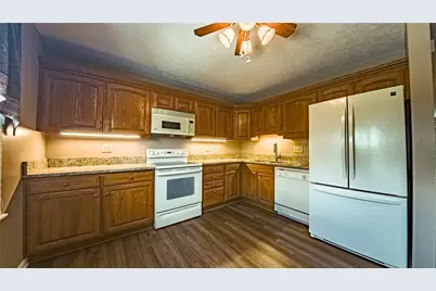 179 London Towne Dr, Pittsburgh, PA 15226 - Photo 3