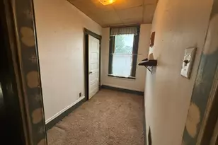 617 Florence Ave, Pittsburgh, PA 15202 - Photo 3
