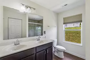 1105 Deerfield Dr, Pittsburgh, PA 15143 - Photo 31