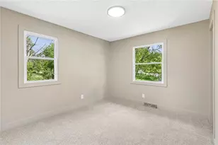 1130 Blue Sky Dr, Neshannock Township, PA 16105 - Photo 19