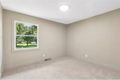 1130 Blue Sky Dr, Neshannock Township, PA 16105 - Photo 27