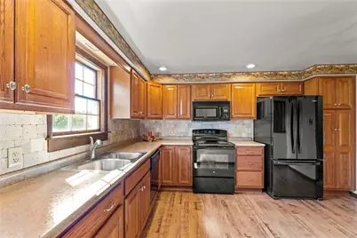 806 Longvue Drive, Chartiers, PA 15342 - Photo 15