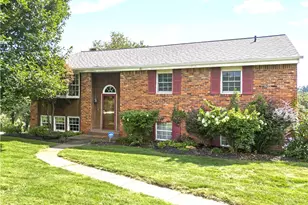 806 Longvue Dr, Chartiers, PA 15342 - Photo 1