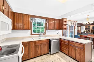 1502 Woodview Dr, Unity Township, PA 15601 - Photo 15