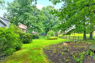 1502 Woodview Dr, Unity Township, PA 15601 - Photo 37