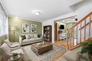 259 Meadowdell Dr, Pittsburgh, PA 15227 - Photo 5