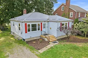 967 Bechtol Ave, Sharon, PA 16146 - Photo 1