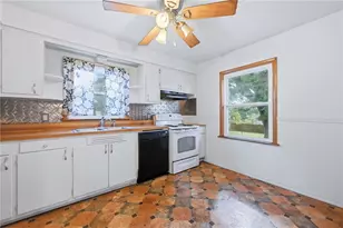 967 Bechtol Ave, Sharon, PA 16146 - Photo 9