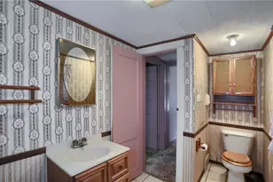 102 13th St, Ellwood City, PA 16117 - Photo 29