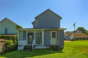 102 13th St, Ellwood City, PA 16117 - Photo 5