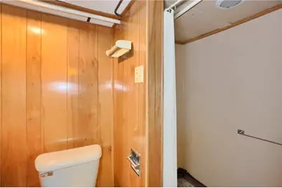 102 13th St, Ellwood City, PA 16117 - Photo 37