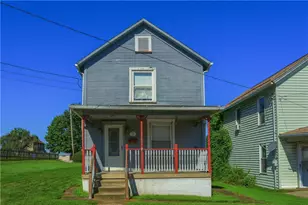 102 13th St, Ellwood City, PA 16117 - Photo 1