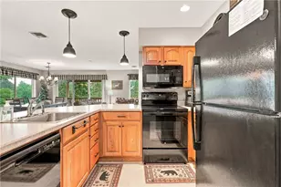 5312 Summit Dr, Hidden Valley, PA 15502 - Photo 9