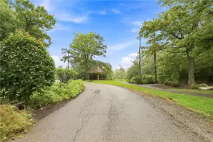 5312 Summit Dr, Hidden Valley, PA 15502 - Photo 39