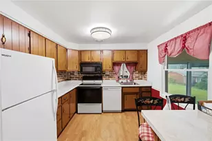 203 McWilliams Dr, Harrison Township, PA 15065 - Photo 9
