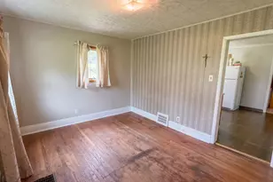 247 Railroad St, Hyde Park, PA 15641 - Photo 15