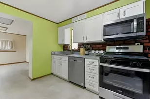 1126 Greenfield Ave, Pittsburgh, PA 15217 - Photo 9