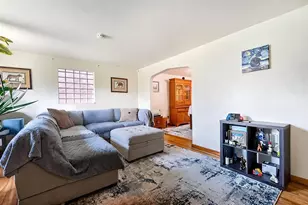1126 Greenfield Ave, Pittsburgh, PA 15217 - Photo 7