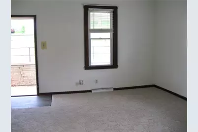 517 Sewickley Ave, Sewickley Township, PA 15637 - Photo 3