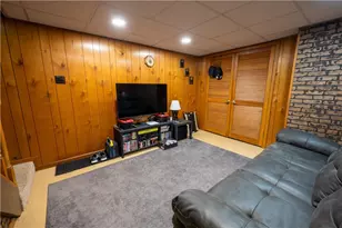 1017 Shenango Rd, Chippewa Township, PA 15010 - Photo 15