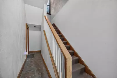 1327 Sheffield St, Pittsburgh, PA 15233 - Photo 5