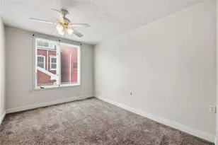 2336 Fox Wy, Pittsburgh, PA 15203 - Photo 13