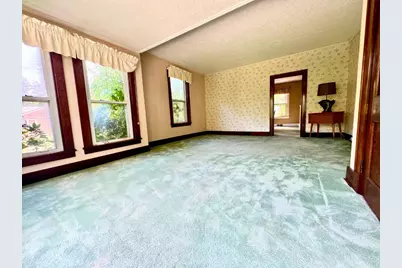 737 Osborne Ln, Moon/Crescent Twp, PA 15046 - Photo 9