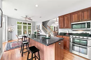 30 Waterfront Dr, Washington's Landing, PA 15222 - Photo 9