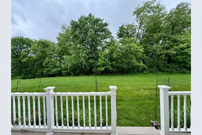 233 Grace Manor Dr, Robinson Twp, PA 15108 - Photo 3